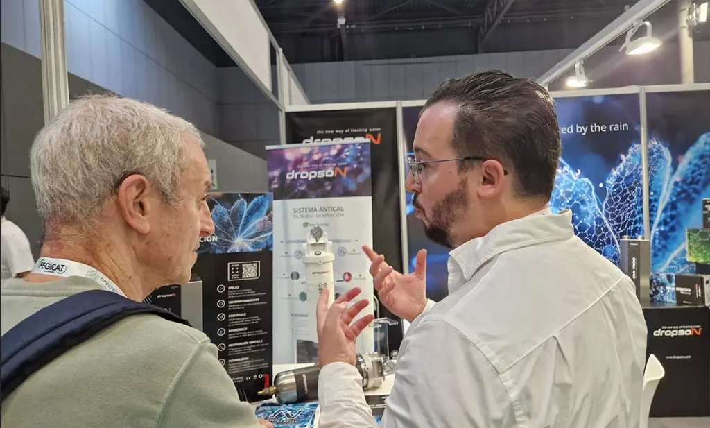 Conseil technique Dropson lors du salon EFINTEC 2026.

